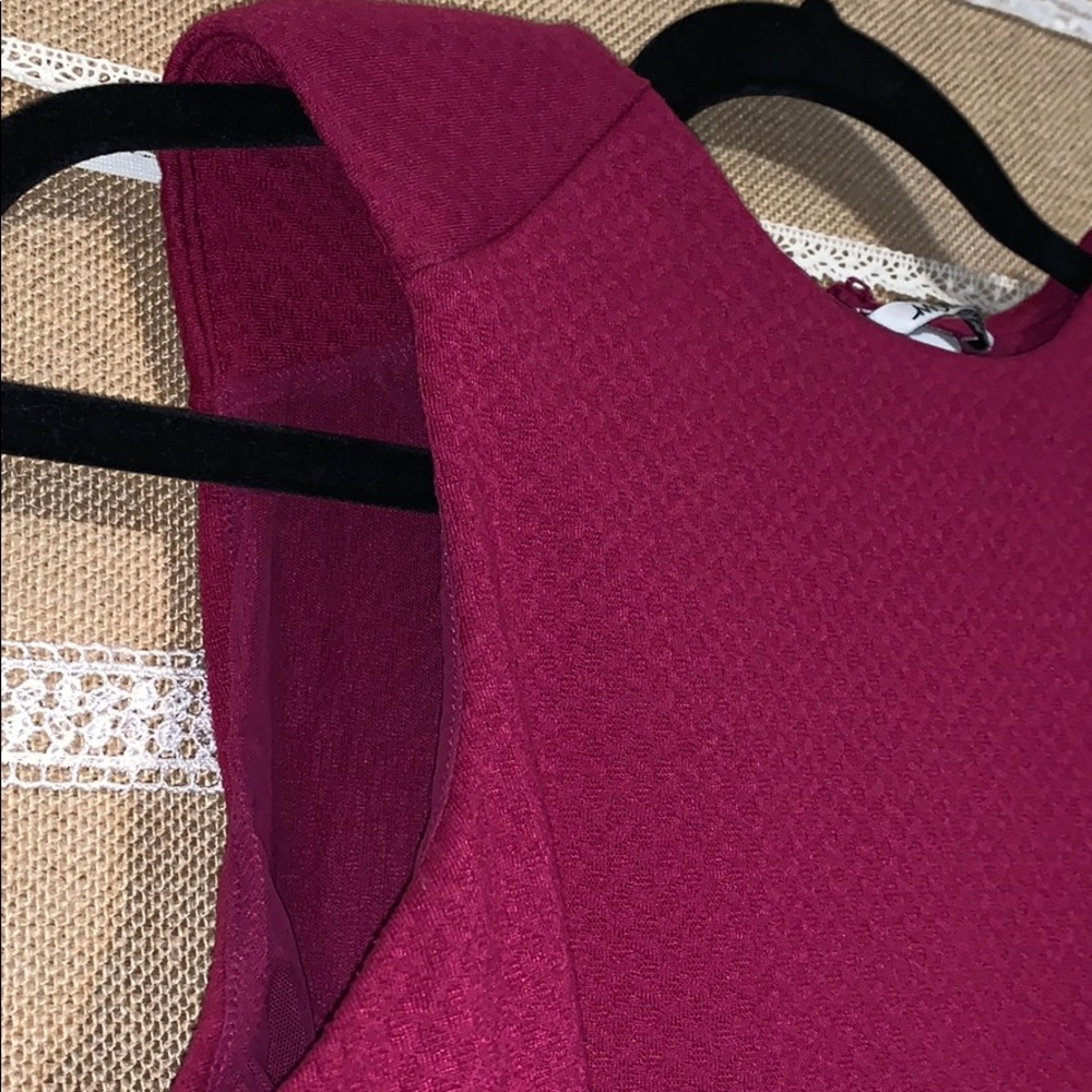 Chic structured top - Picture 3 of 4